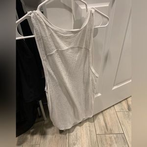 Lululemon muscle tank